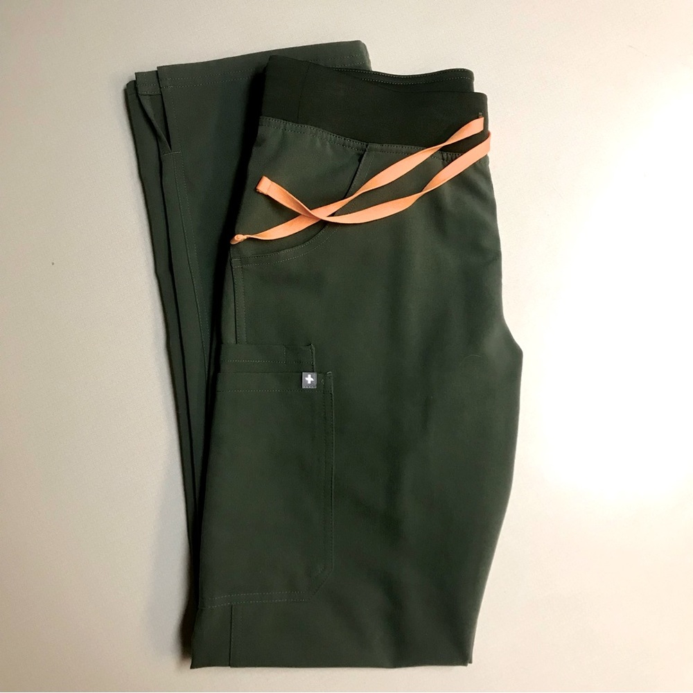 FIGS Moss kade cargo scrub pants